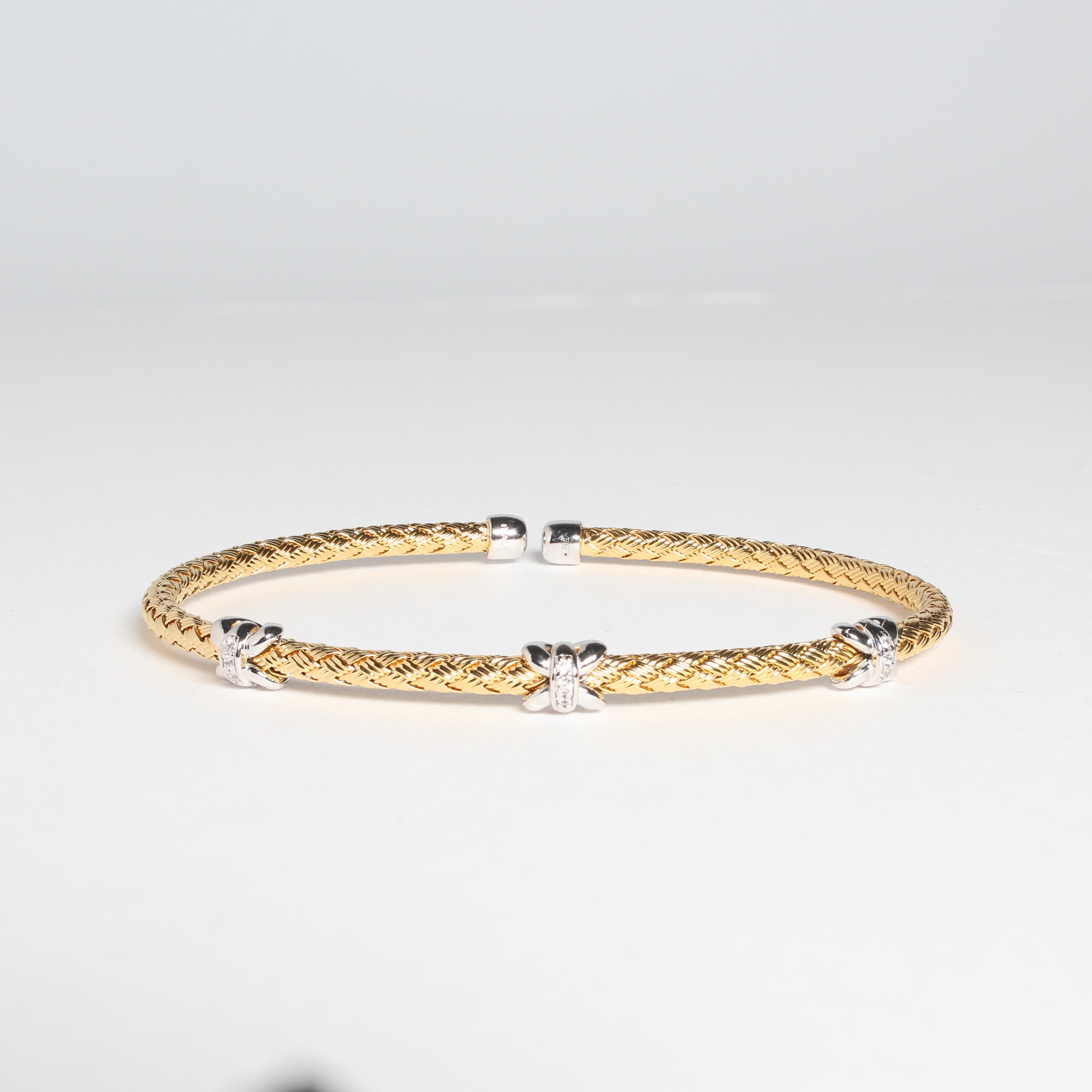 AnnaBella Flower Bracelet