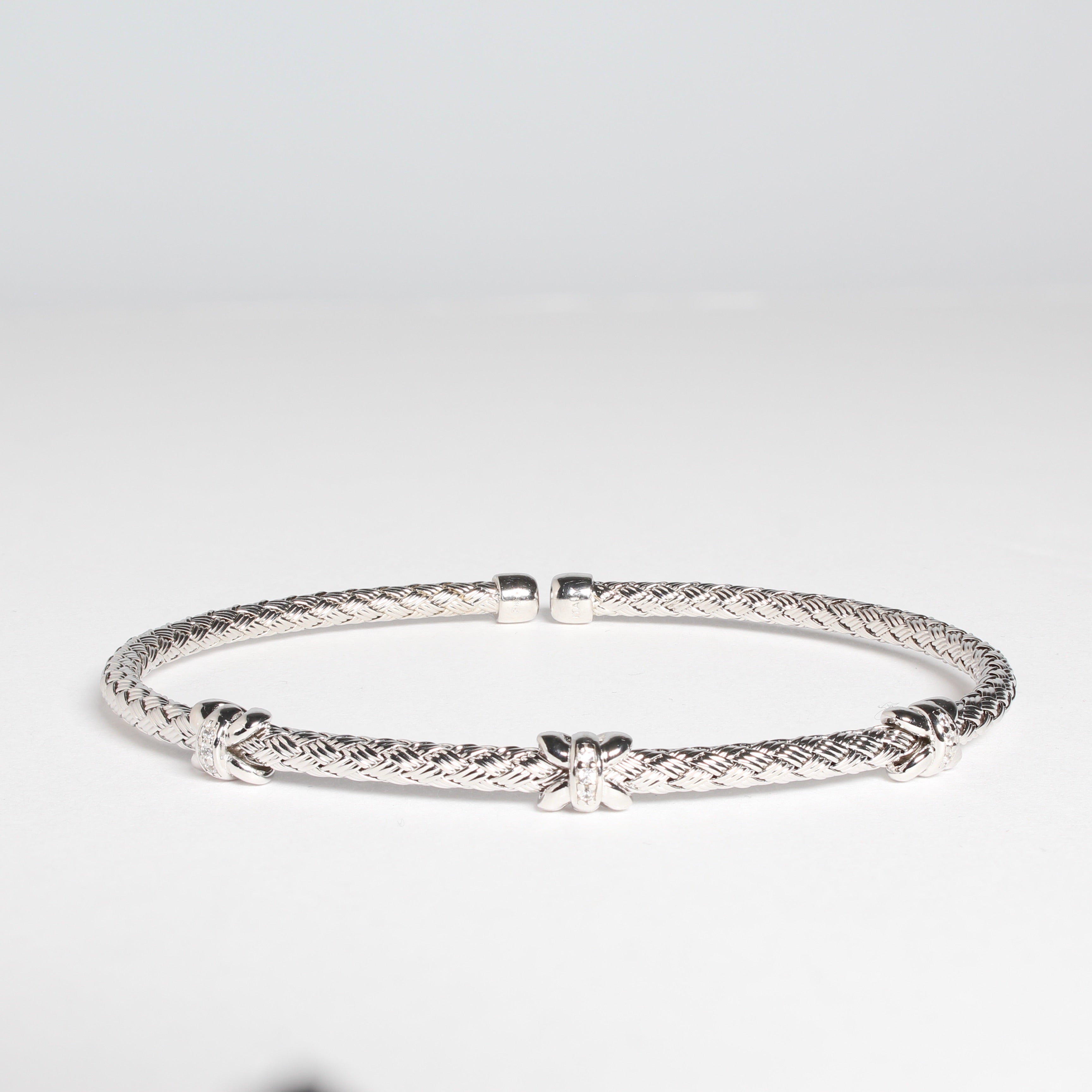 AnnaBella Flower Bracelet