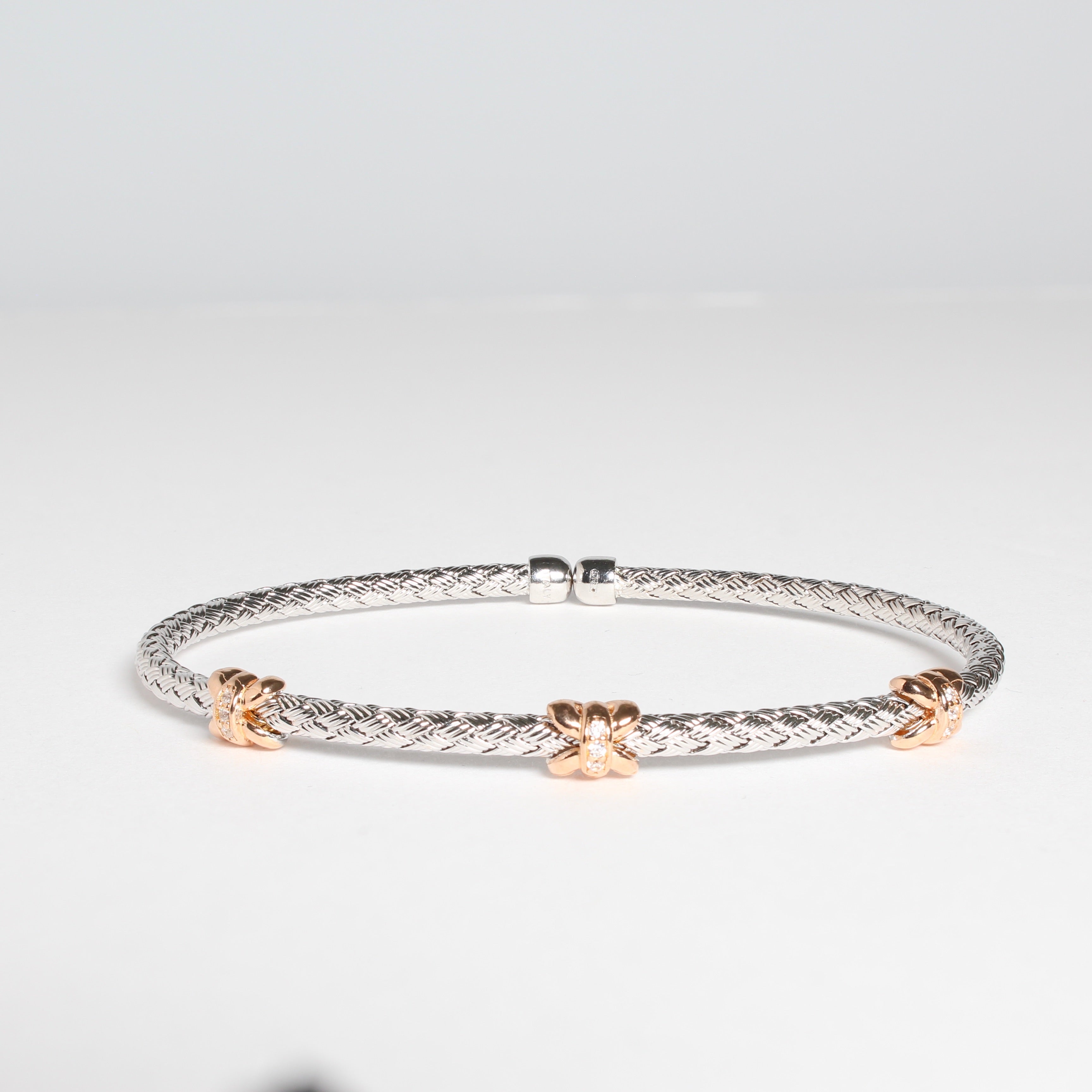 AnnaBella Flower Bracelet